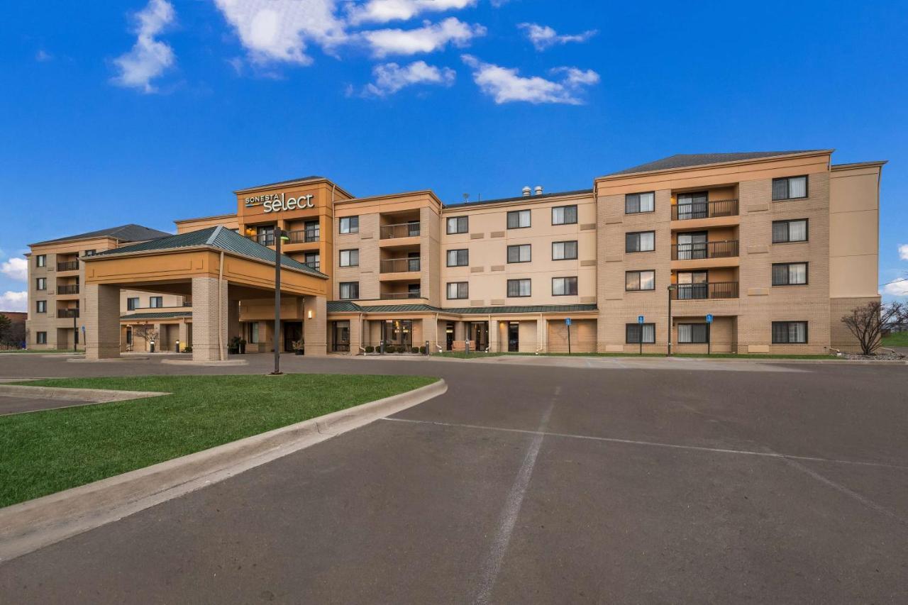 Отель Sonesta Select Detroit Нови Экстерьер фото